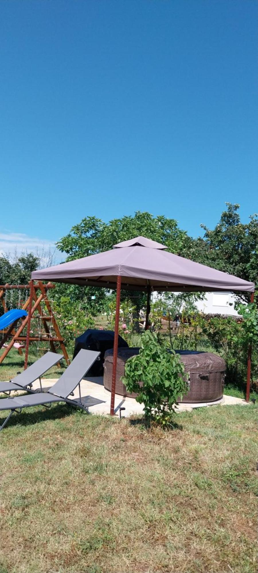 Vila Dubravka - Schoen Und Komfortabel Inmitten Von Olivenbaeumen Und Weinbergen Mit Whirlpool Valtura المظهر الخارجي الصورة